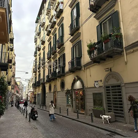 Appartement Derah Ari- Via Carlo Poerio,98 *